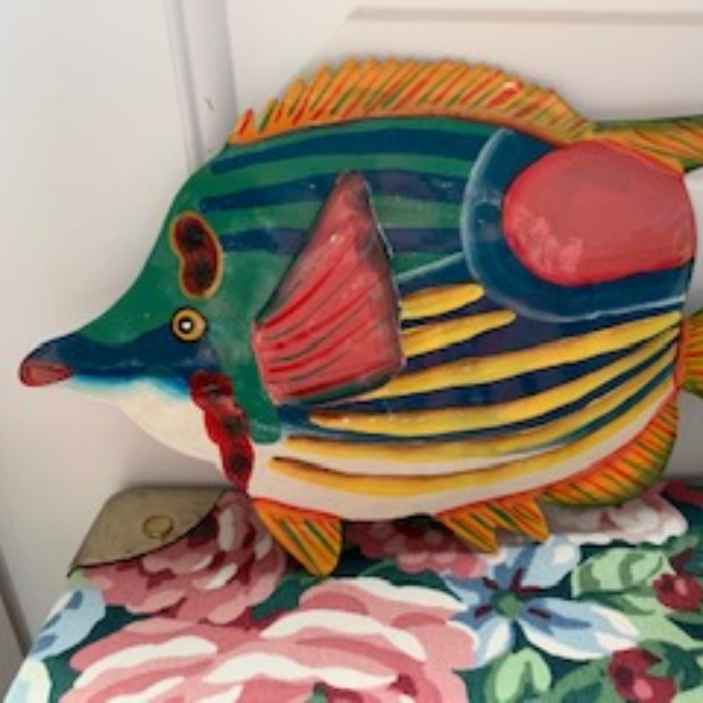 Metal hand-painted fish